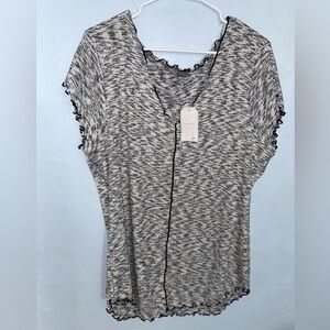 Culture Code NWT Women’s 3X White w/Black Trim Top